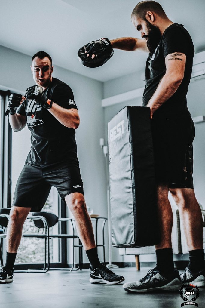adrien à l'entrainement de boxe à mons 