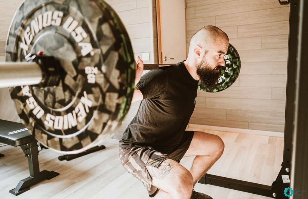 reduan effectuant un back squat